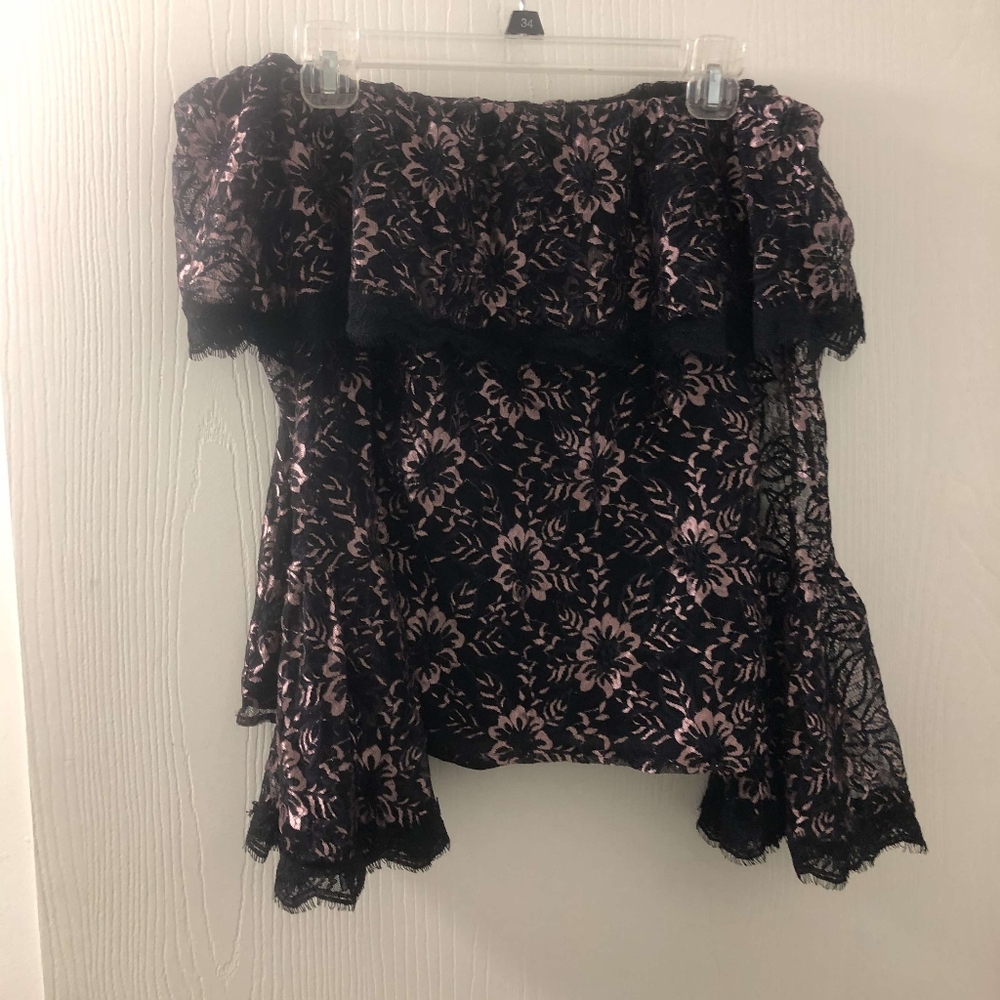 White House Black Market Off Shoulder Y2K Style Top Sz 4